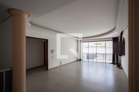 Sala 3 de casa para alugar com 3 quartos, 600m² em Santa Terezinha, Belo Horizonte