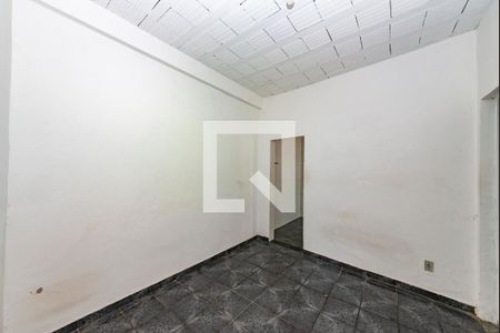 Sala de casa para alugar com 2 quartos, 61m² em Carlos Prates, Belo Horizonte