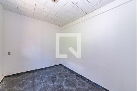 Quarto 1 de casa para alugar com 2 quartos, 61m² em Carlos Prates, Belo Horizonte