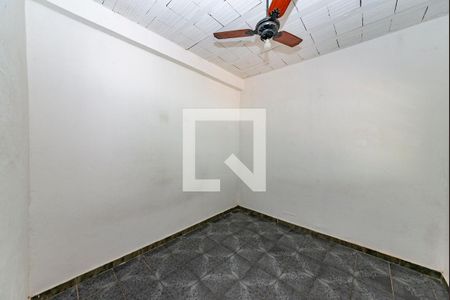 Quarto 2 de casa para alugar com 2 quartos, 61m² em Carlos Prates, Belo Horizonte