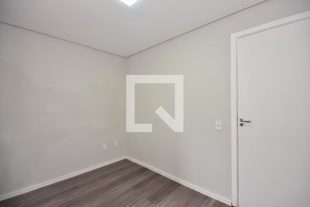 Quarto 1 de apartamento para alugar com 2 quartos, 40m² em City Bussocaba, Osasco