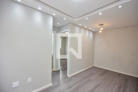 Sala de apartamento para alugar com 2 quartos, 40m² em City Bussocaba, Osasco