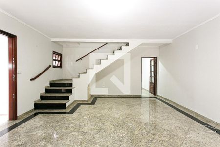 Sala 1 de casa para alugar com 3 quartos, 238m² em Vila Mafra, São Paulo