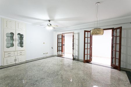 Sala 2 de casa para alugar com 3 quartos, 238m² em Vila Mafra, São Paulo