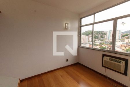 Quarto 1 de apartamento para alugar com 3 quartos, 101m² em Icaraí , Niterói