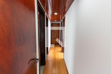 Corredor de apartamento para alugar com 3 quartos, 101m² em Icaraí , Niterói