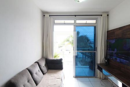 Sala de apartamento à venda com 3 quartos, 70m² em Candelária, Belo Horizonte