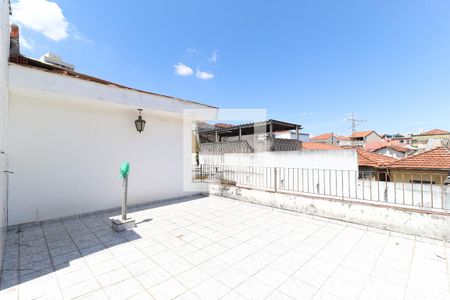 Casa à venda com 324m², 5 quartos e 4 vagas Casa à venda com 324m², 5 quartos e 4 vagasVaranda Quarto 2