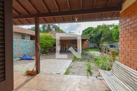 Sala vista de casa à venda com 4 quartos, 120m² em São José, Canoas