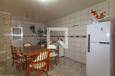 Cozinha de casa à venda com 4 quartos, 120m² em São José, Canoas