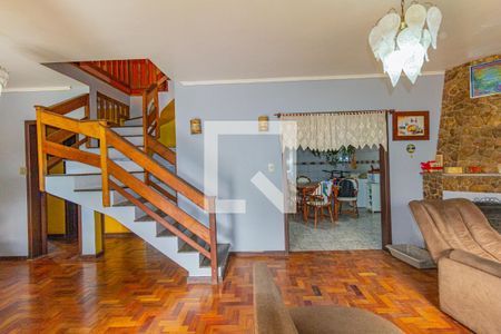 Sala de casa à venda com 4 quartos, 120m² em São José, Canoas