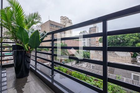 Sala/Cozinha - Varanda de apartamento à venda com 2 quartos, 112m² em Jardins, São Paulo