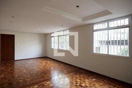 Apartamento à venda com 3 quartos, 130m² em Serra, Belo Horizonte