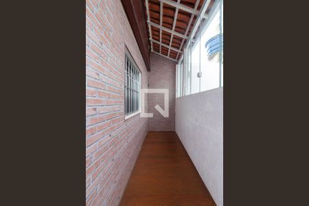 Sala de casa para alugar com 2 quartos, 420m² em Jardim Pioneira, Cotia