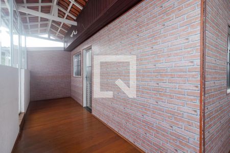 Sala de casa para alugar com 2 quartos, 420m² em Jardim Pioneira, Cotia