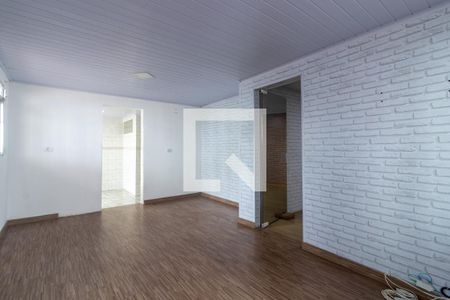 Sala de casa para alugar com 2 quartos, 420m² em Jardim Pioneira, Cotia