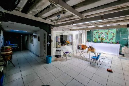 quintal garagem de casa à venda com 5 quartos, 150m² em Ipiranga, São Paulo