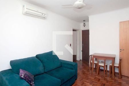 Sala de apartamento para alugar com 2 quartos, 89m² em Petrópolis, Porto Alegre