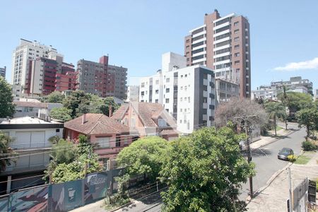 Quarto 1 Vista de apartamento para alugar com 2 quartos, 89m² em Petrópolis, Porto Alegre