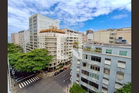 Sala vista de apartamento para alugar com 3 quartos, 123m² em Copacabana, Rio de Janeiro