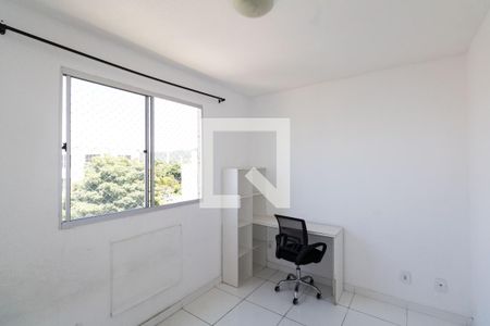 Quarto 1 de apartamento para alugar com 2 quartos, 45m² em Cosmos, Rio de Janeiro