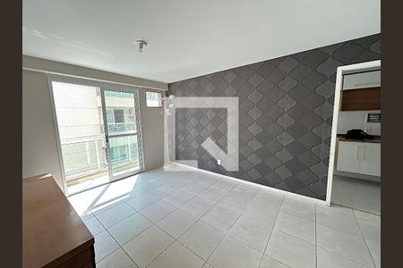 Sala de apartamento para alugar com 2 quartos, 64m² em Vila Valqueire, Rio de Janeiro