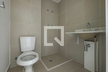 Banheiro de kitnet/studio à venda com 1 quarto, 24m² em Pinheiros, São Paulo