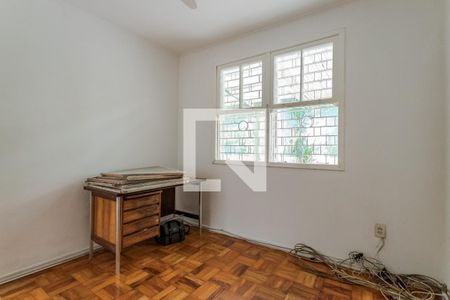 Quarto 1 de casa à venda com 2 quartos, 68m² em Bom Jesus, Porto Alegre