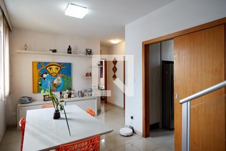 Sala de apartamento à venda com 2 quartos, 140m² em Sagrada Família, Belo Horizonte