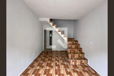 Sala de casa para alugar com 2 quartos, 68m² em Piedade, Rio de Janeiro