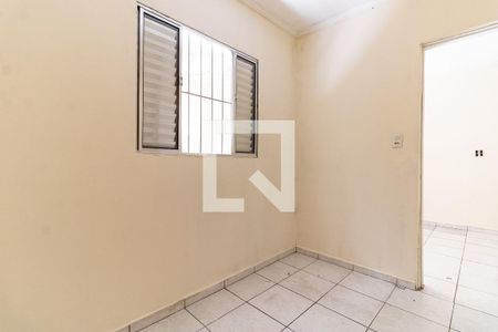 Quarto 1 de casa para alugar com 2 quartos, 48m² em Vila Brasilina, São Paulo