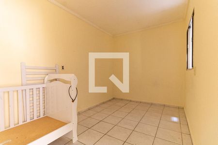 Quarto 2 de casa para alugar com 2 quartos, 48m² em Vila Brasilina, São Paulo