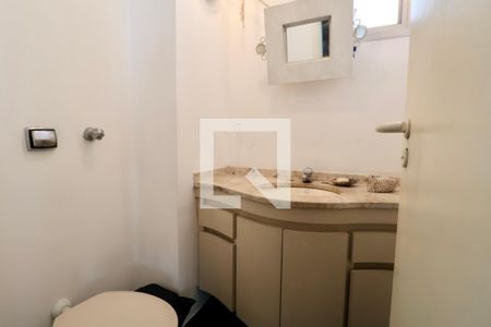 Apartamento para alugar com 200m², 4 quartos e 2 vagas Apartamento para alugar com 200m², 4 quartos e 2 vagasLavabo