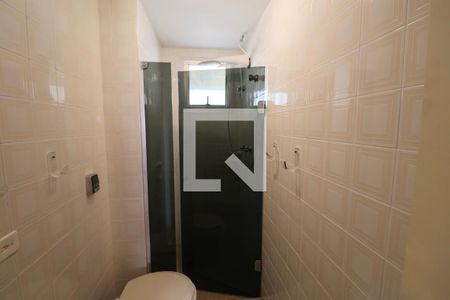 Apartamento para alugar com 200m², 4 quartos e 2 vagas Apartamento para alugar com 200m², 4 quartos e 2 vagasBanheiro Social 2