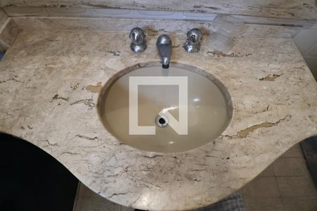 Apartamento para alugar com 200m², 4 quartos e 2 vagas Apartamento para alugar com 200m², 4 quartos e 2 vagasBanheiro Suíte