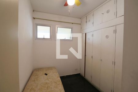 Apartamento para alugar com 200m², 4 quartos e 2 vagas Apartamento para alugar com 200m², 4 quartos e 2 vagasQuarto 2