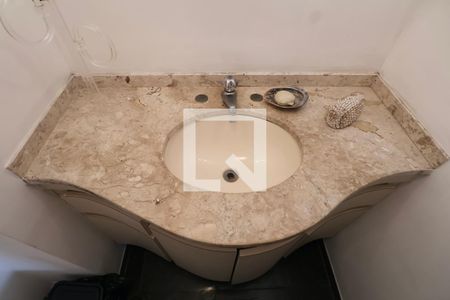 Apartamento para alugar com 200m², 4 quartos e 2 vagas Apartamento para alugar com 200m², 4 quartos e 2 vagasLavabo