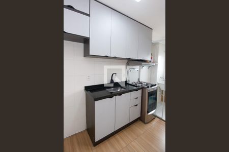 Sala / Cozinha / Área de Serviço  de apartamento para alugar com 2 quartos, 40m² em Jardim Germania, São Paulo