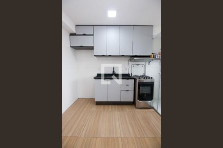 Sala / Cozinha / Área de Serviço  de apartamento para alugar com 2 quartos, 40m² em Jardim Germania, São Paulo