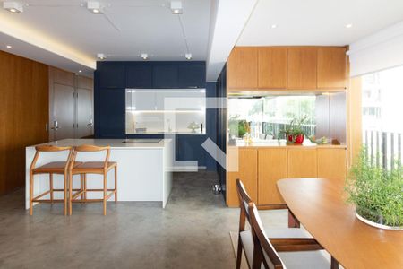 Sala/Cozinha de apartamento à venda com 2 quartos, 85m² em Vila Olímpia, São Paulo