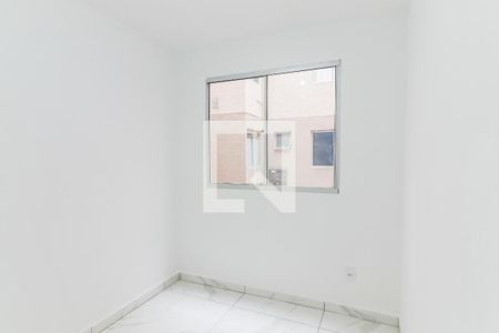 Quarto 2 de apartamento para alugar com 2 quartos, 38m² em Jardim Boa Vista (zona Oeste), Osasco