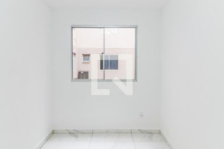 Quarto 2 de apartamento para alugar com 2 quartos, 38m² em Jardim Boa Vista (zona Oeste), Osasco