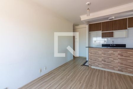 Sala de apartamento para alugar com 2 quartos, 54m² em Quitaúna, Osasco