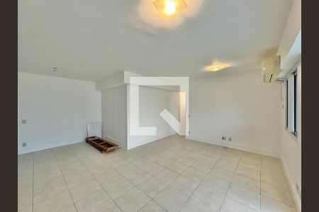 Sala de apartamento à venda com 3 quartos, 107m² em Barra da Tijuca, Rio de Janeiro