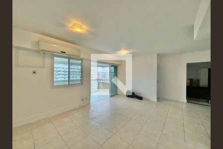 Sala de apartamento à venda com 3 quartos, 107m² em Barra da Tijuca, Rio de Janeiro