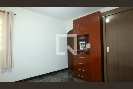 Quarto 2 de casa para alugar com 2 quartos, 100m² em Vila Nova Pauliceia, São Paulo