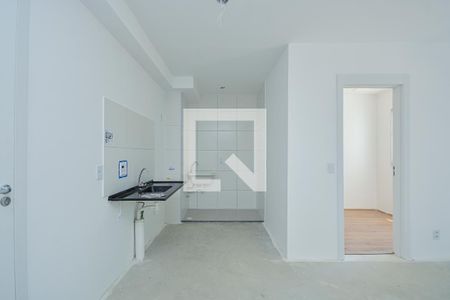 Sala/Cozinha de apartamento à venda com 2 quartos, 37m² em Vila Sofia, São Paulo