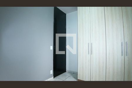 Quarto 2 de apartamento para alugar com 2 quartos, 44m² em Jd S Teresinha, São Paulo