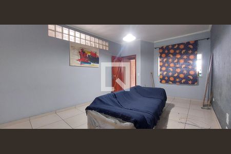 Sala de casa para alugar com 4 quartos, 185m² em Vila Tibiriçá, Santo André