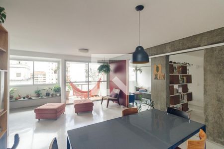 Apartamento para alugar com 140m², 3 quartos e 1 vagaSala